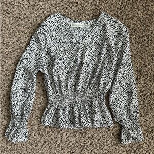 Black/White print Gathered Waist V-neck Lightweight Top